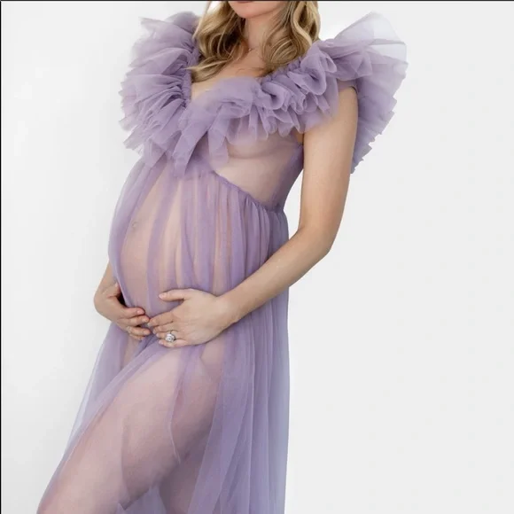 Maternity tulle dress - Picture 3 of 4